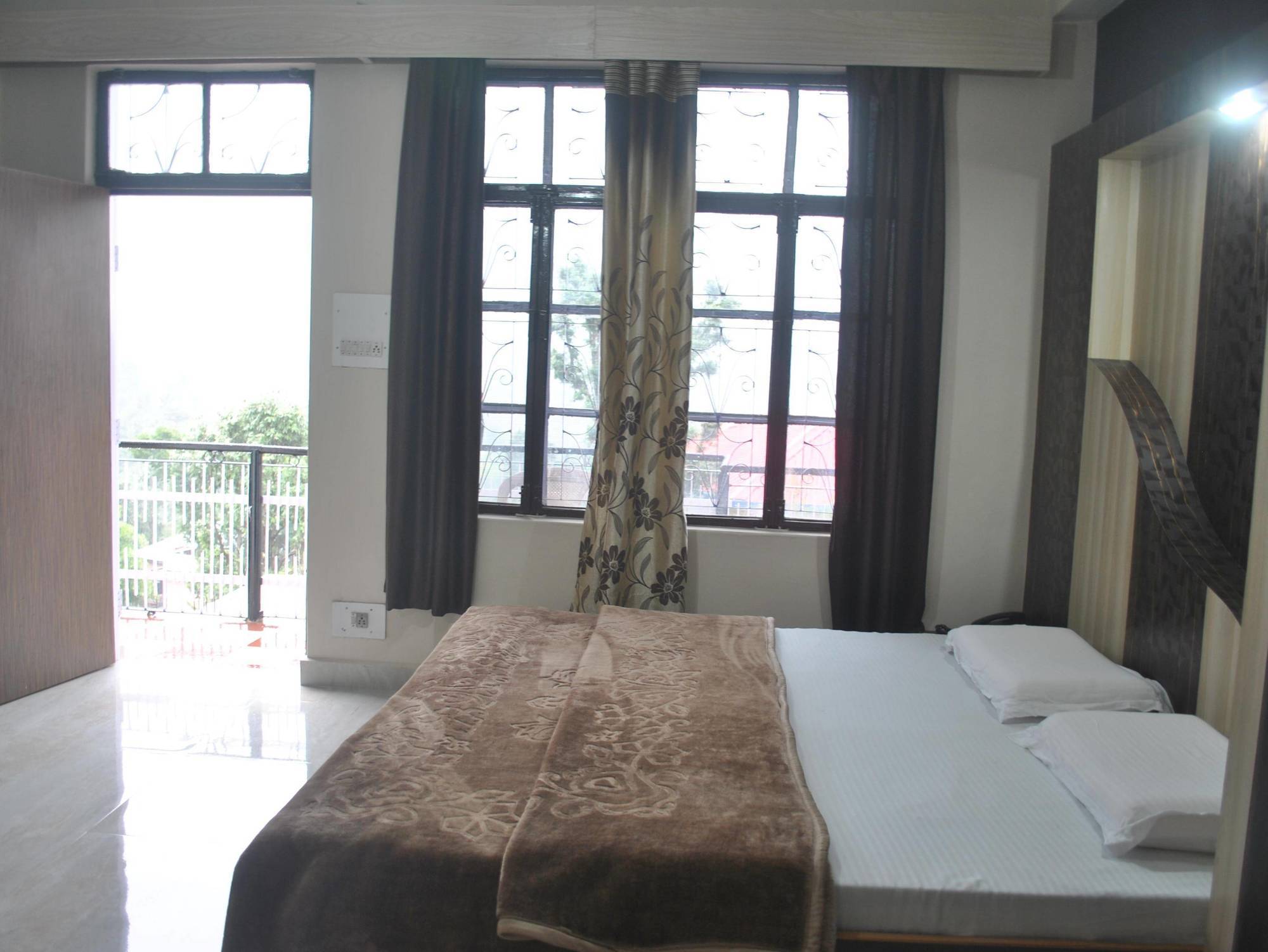 Dharamkot Inn Dharamshala Extérieur photo